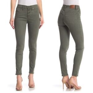 Madewell green hue jeans size 24